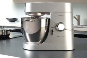 The Kenwood Chef Major Titanium: A British Powerhouse