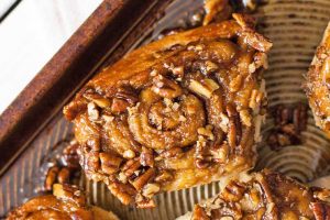 Overnight Vegan Pecan Sticky Buns