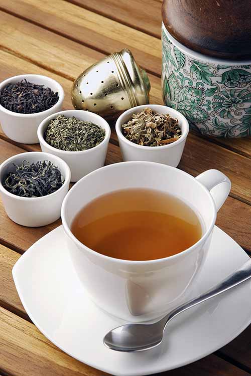 Are you a tea snob? More importantly: are you picky about the quality of your favorite teas? Look no more, as you'll find reviews of the best tea storage containers and organizers on the web to make your tea leaves go that extra mile: https://foodal.com/drinks-2/tea/equipment/best-tea-storage-containers/
